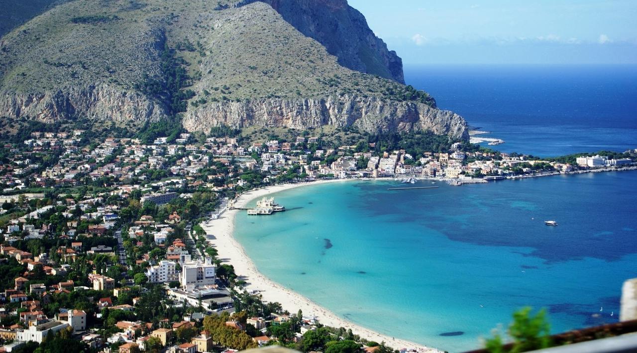 Mondello Suites Flh - Gorgonia Exterior photo